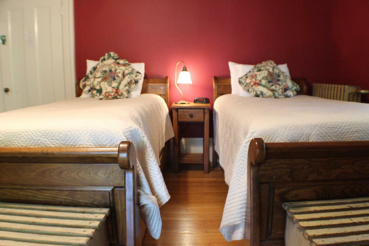 Evangeline Inn & Motel Grand pré Eksteriør billede