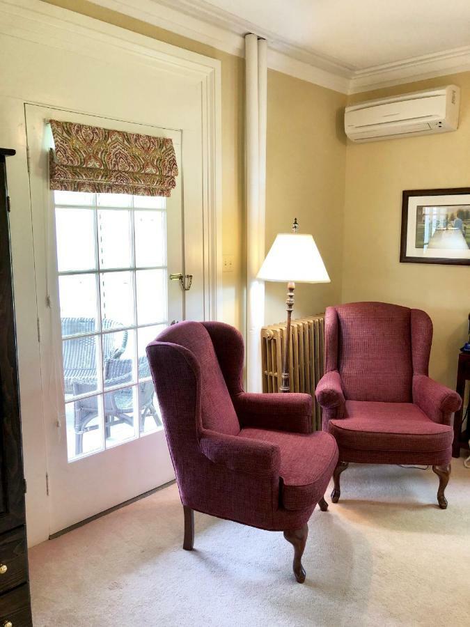 Evangeline Inn & Motel Grand pré Eksteriør billede